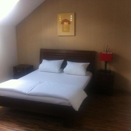 Central Apartman Sopron Exterior foto