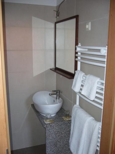 Central Apartman Sopron Habitación foto