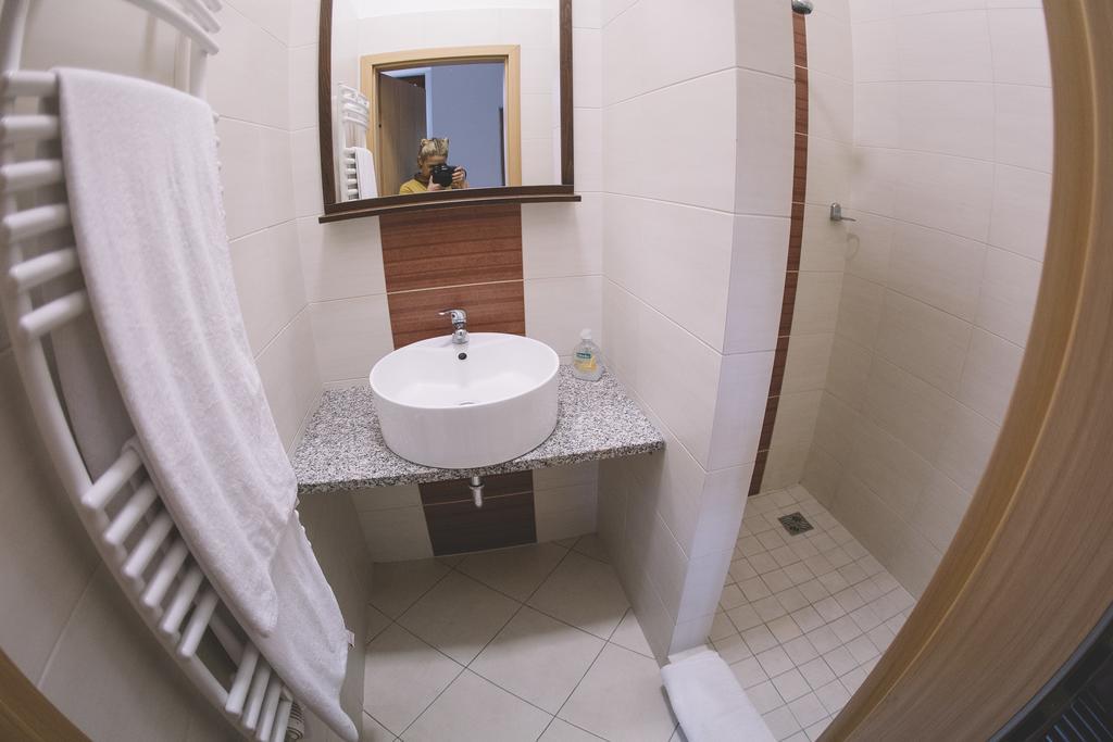 Central Apartman Sopron Exterior foto