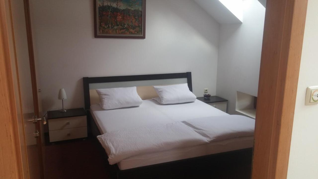 Central Apartman Sopron Exterior foto