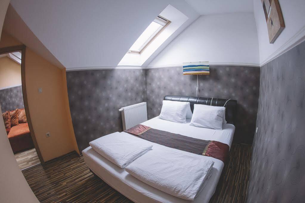 Central Apartman Sopron Exterior foto